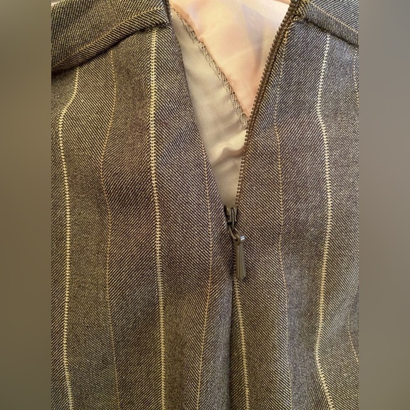 Y2K,  Nygård Collection Petites greyish brown/pink pinstripe accordion hem skirt - Picture 10 of 13